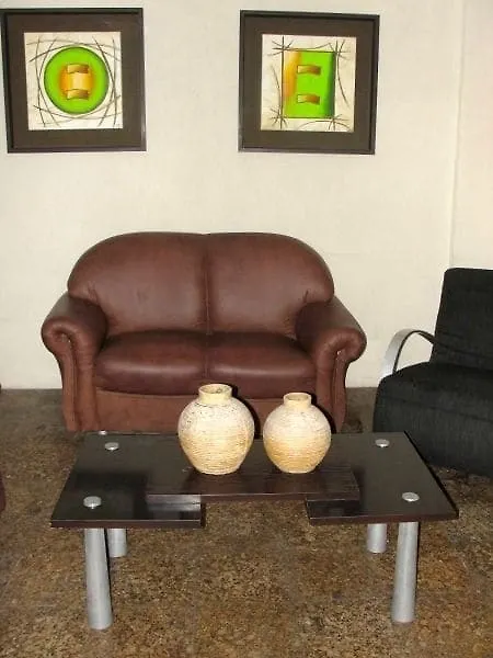 Hotel Uzi Praia Recife
