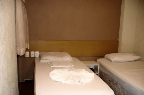 Hotel Uzi Praia Recife 2*,